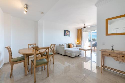 Golf Views Mirador de Miraflores Apt