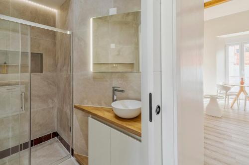 Shiraz Cozy Apartment with Office
