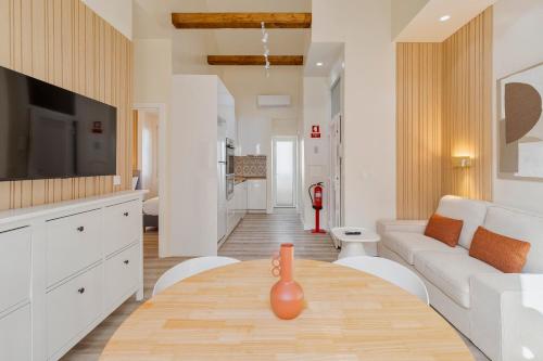 Shiraz Cozy Apartment with Office
