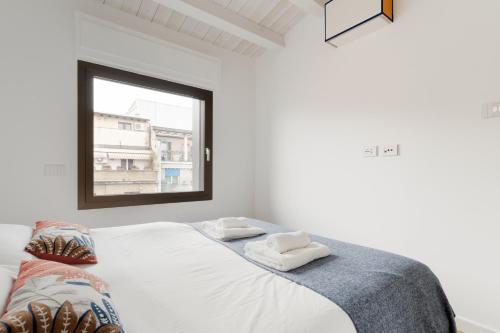 GuestHost - Modern Terrace Flat in Solari Area