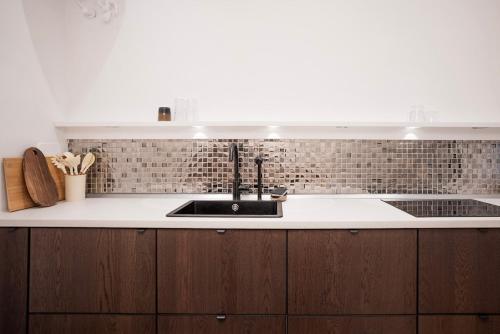 Design Micro-Studio - 10 minutes to Central Station