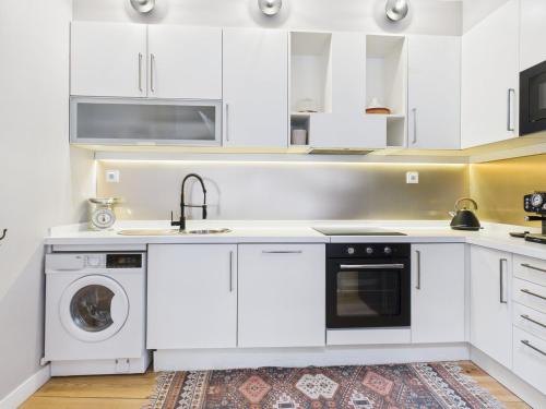 Charming 2BR TownHouse in Mouraria | By Airnest