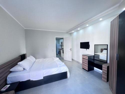 Scandic resort tesisinde bir odada yatak veya yataklar