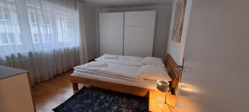 Executive 2 BD flat in city center - Hösch 1