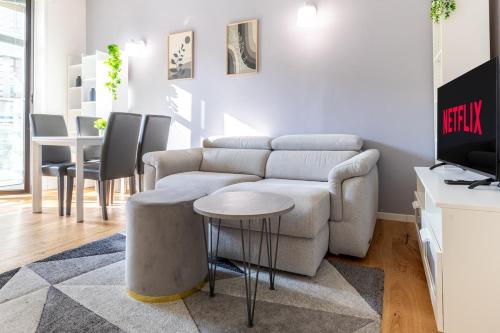 Duomo-Navigli 8 min walk - Apartment with Terrace