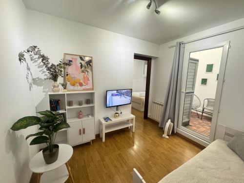 LA TERRAZA DE LAUREL con Aire Acondicionado by Apartamentos Logrono