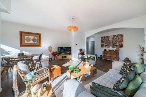 COZYSTAY 1827 - Beautiful 3-room apartment with large private terrace