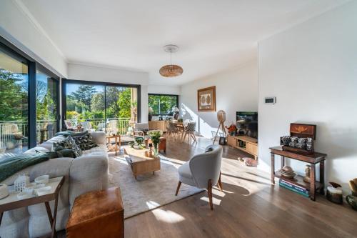 COZYSTAY 1827 - Beautiful 3-room apartment with large private terrace