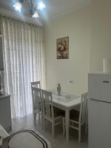 Cuina o zona de cuina de Apartament Oresti