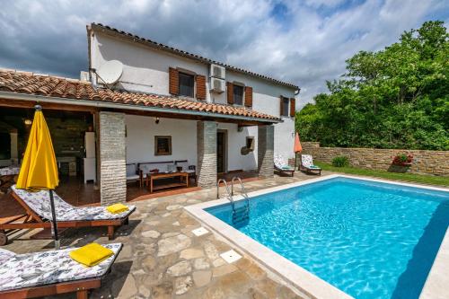 Villa Eda, a rustic beauty nestled in the heart of Istria