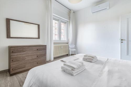 Milano 4 Pax Wi-Fi Bisceglie Via Zurigo