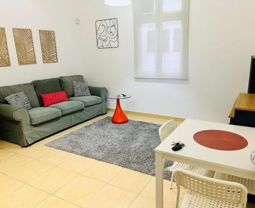 Comfortable Flat Near Las Canteras
