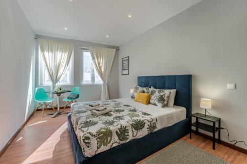 Experience the Charm Porto Apartment with Terrace