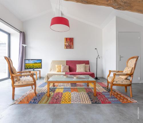 Converted Stone Wine Cellar Home - Beaujolais
