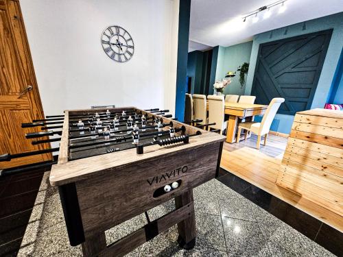 Luxe Retreat - Steps from Stadium - Pool Table, Ping Pong, Football Table photo 11