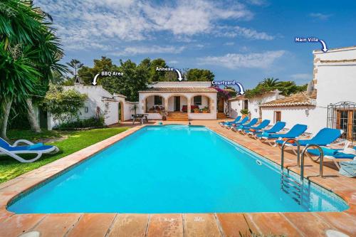Villa Juniper by Villa Plus