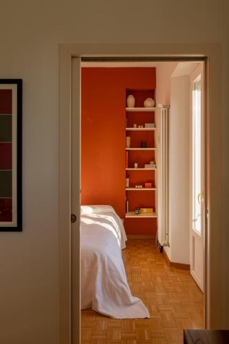 Suite Apartment Cenacolo Vinciano, Undermyname