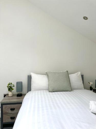 Cumberland Street Apartments by Happy Days photo 173