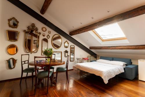 Suite Apartment Castello Sforzesco, Undermyname