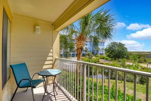Coastal 2BR Condo w Ocean Views & Pool photo 1