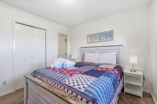 Coastal 2BR Condo w Ocean Views & Pool photo 23