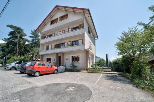 Le Bach - 5 min from Lake Annecy Terrace & Parking by ImmoConciergerie