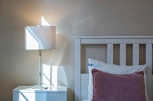 Large and Charming Apartment Downtown