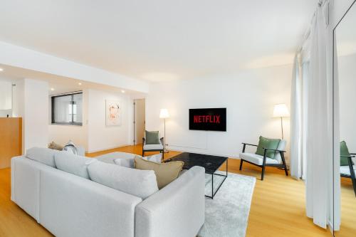 WHome Contemporary Comfort in Historic Lisbon