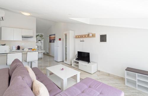 Apartments Goran by Rent Istria