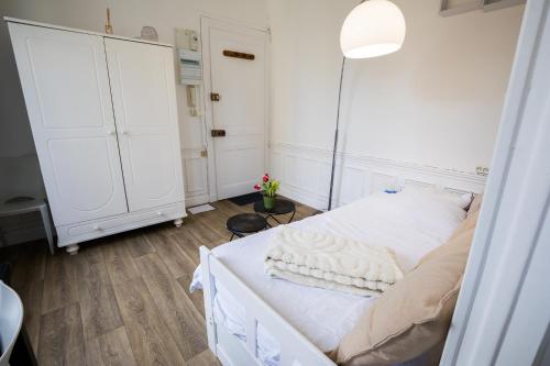 Studio indépendant proche gare
