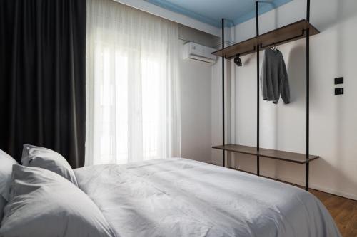 Stylish Boutique Apartment White Tower View