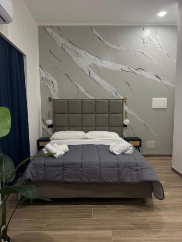 Maison Ecce Hom0