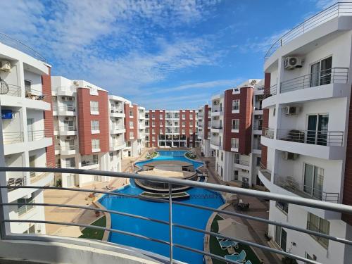 Aqua palms resort 2 bed flat C409