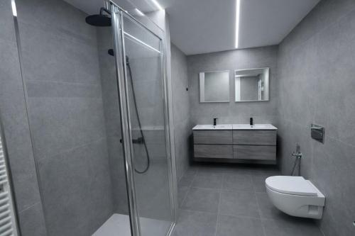 Modern Apartment near Madrid Airport Barajas