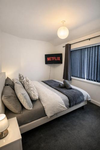 Contractor & Family Sleeps 5 Bham HS2 Parking for 3 photo 3