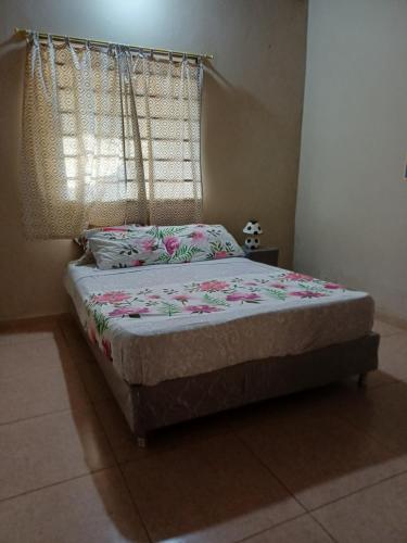 เตียงในห้องที่ De vuelta a casa