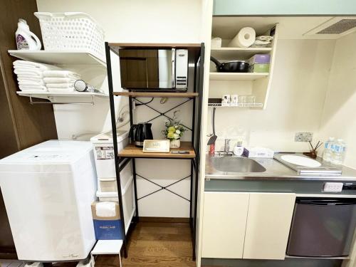 3-mins walk from Hibiya Line station in the Ueno area of Taito city, 2-bed private rental, 8 mins direct to Akihabara, 24 mins to Ginza