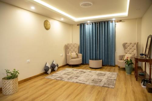 Ruang duduk di zen space
