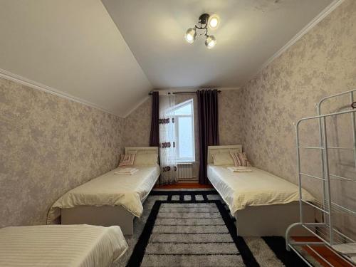 Gulzina Guest House