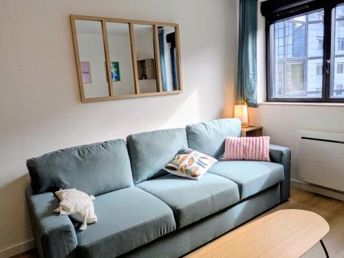 Studio Center Compans Free Parking WIFI Subway Airport