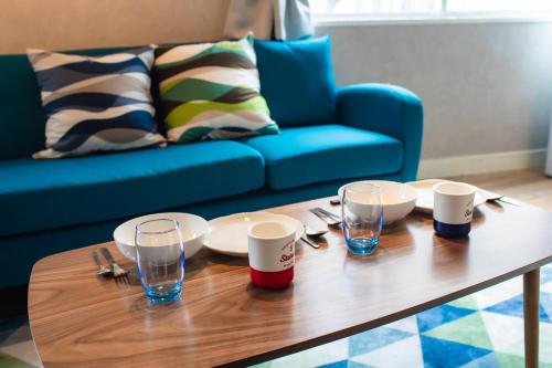 Yoyogi Apartment 1-401 by Tranova
