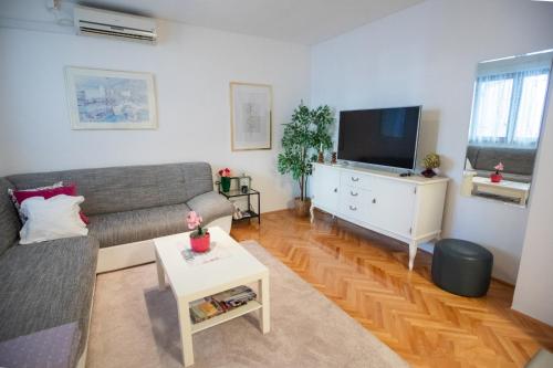 Apartment Gloria
