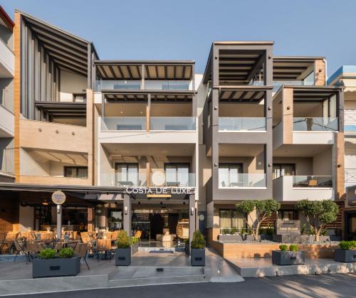 Costa De Luxe Suites