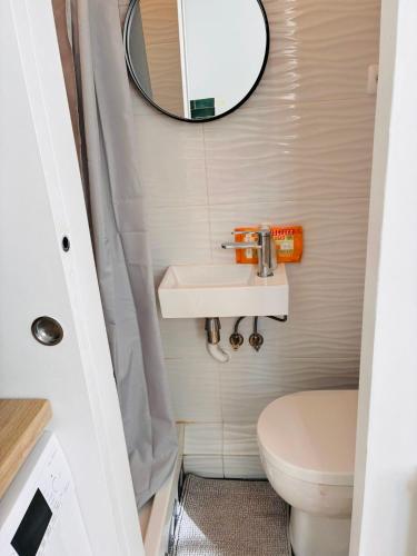 179 - HEART OF SAINT GERMAIN DES PRES - Perfect Location