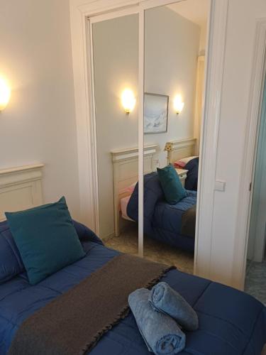 Homely Skol Apartment - Pool & Sea Views