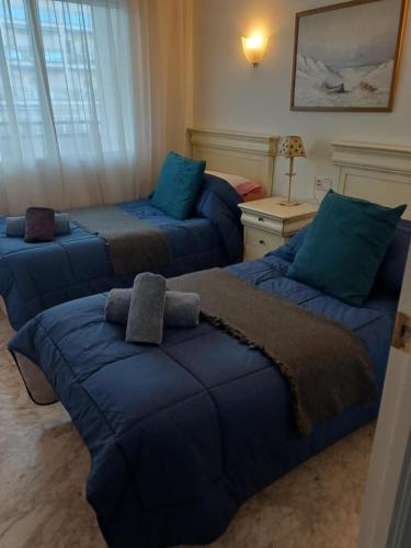 Homely Skol Apartment - Pool & Sea Views