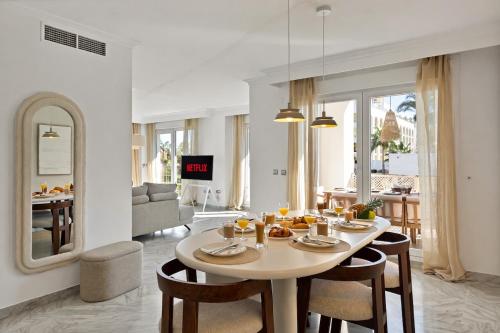 Banus Grand Luxury Apartment