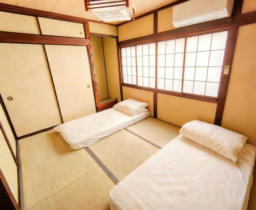 多喜屋 Takiya - 南海線岸里玉出駅北口より徒歩1分 -60m 一棟貸切 3部屋 最大6名 - 新規リフォーム済み