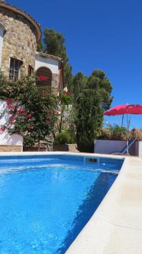 Maison familiale privée- piscine et vue inspirante