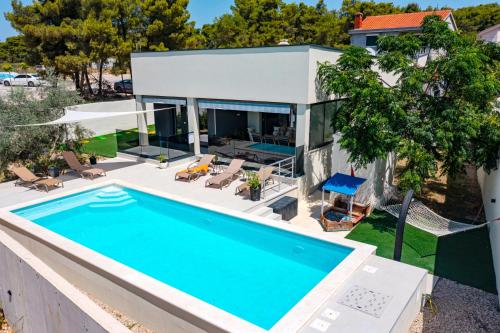 Villa Sportiva Zadar with Private Heated Pool